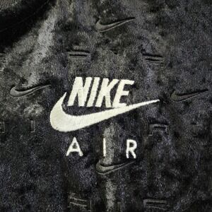 Nike Velvet Black Full‎ Zip Cropped Jacket all Over Swoosh Women's/Teen L READ
